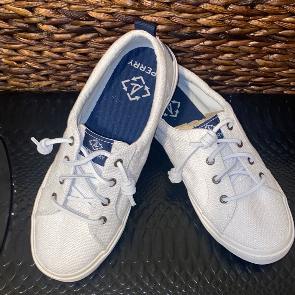 NWOT Sperry White Canvas Sneakers with Blue Details